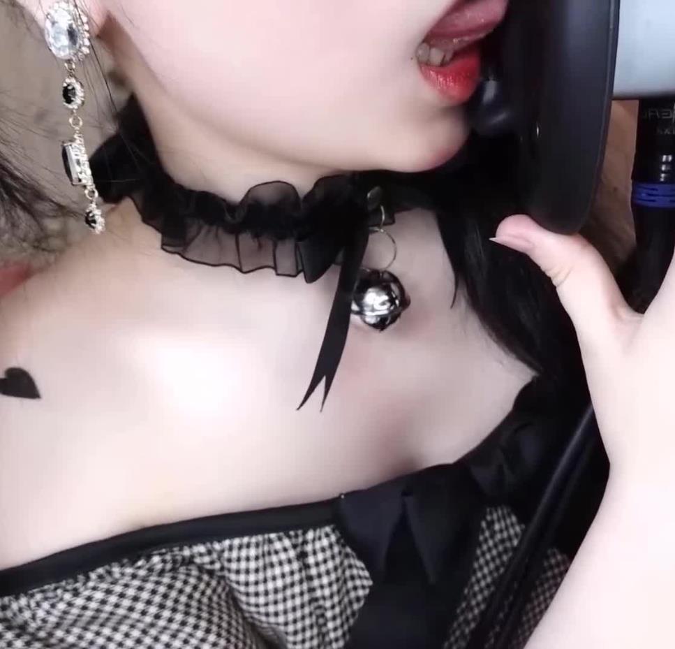 0910102757.jpg 小羊喵ASMR喘息渔网和类似于跳跳糖的口腔音