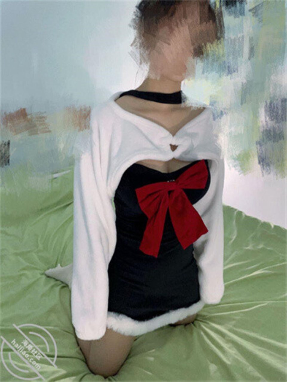 海角大神『晓彤表妹』忽悠表妹穿圣诞衣